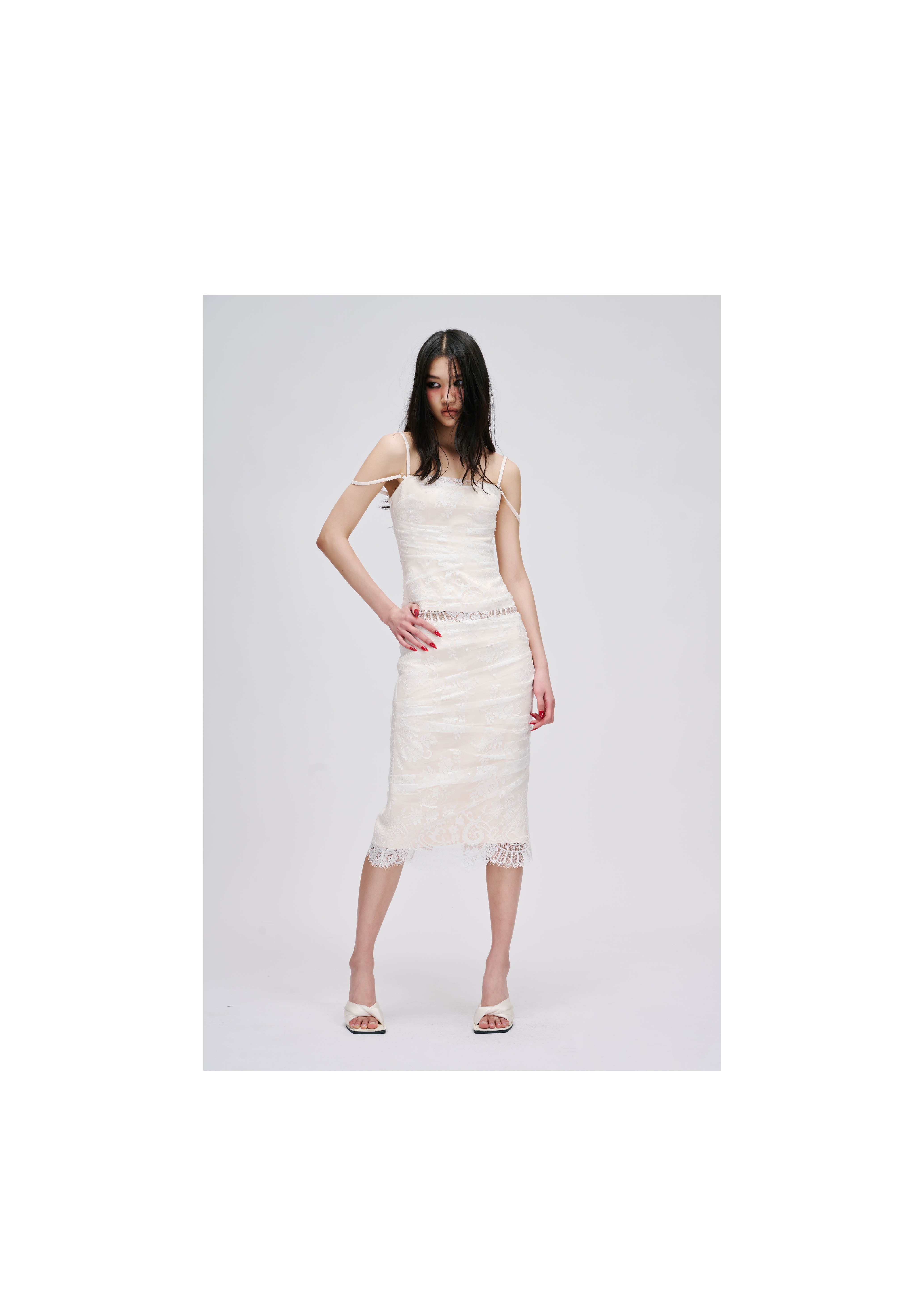 DOUBLE LAYERED WHITE LACE TOP